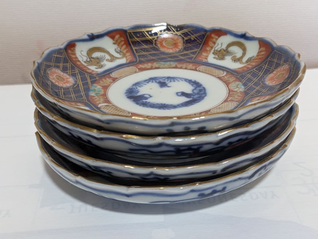 ♦江戸時代古伊万里 大明成化年製 染付金襴手 吉祥文 輪花豆皿 四枚組み 骨董品