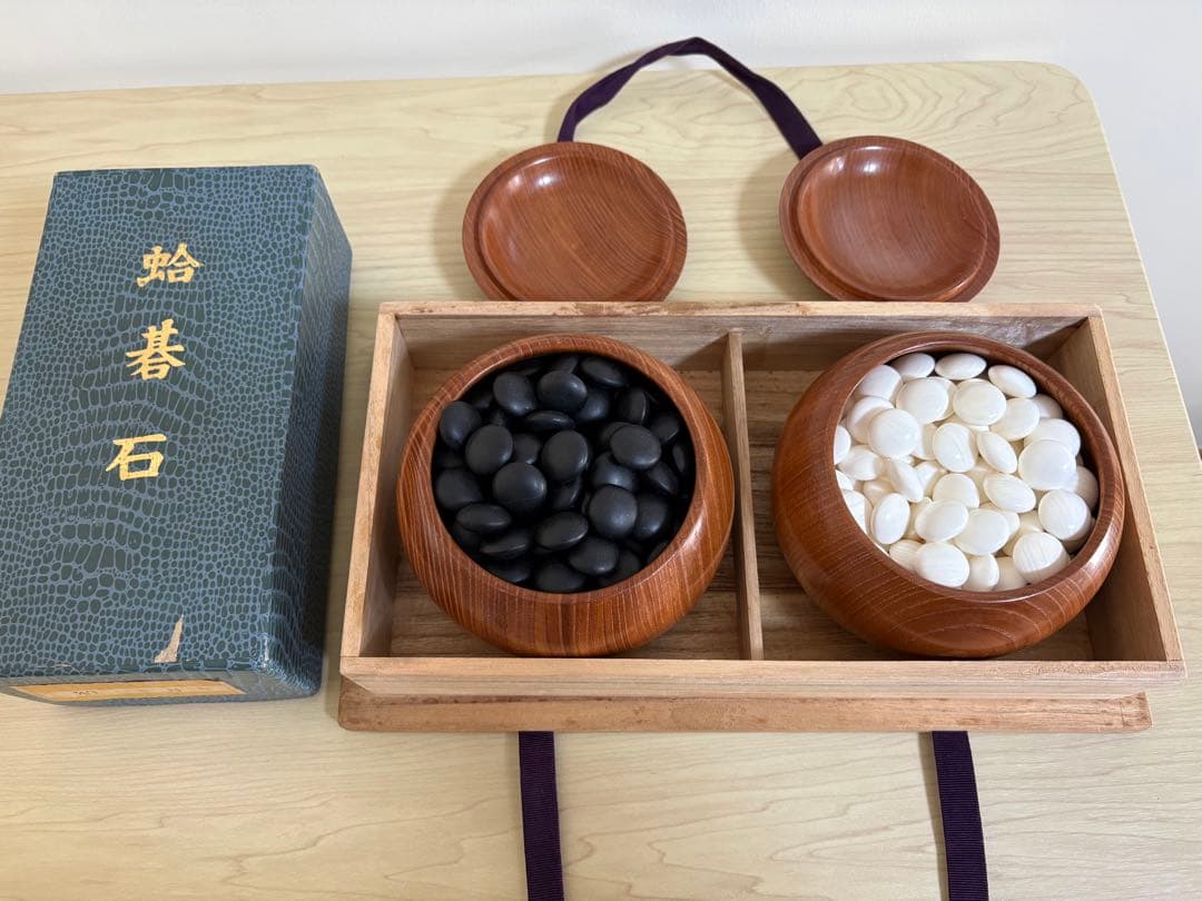 【囲碁】蛤碁石・那智黒石　４０号月印　桐箱付き