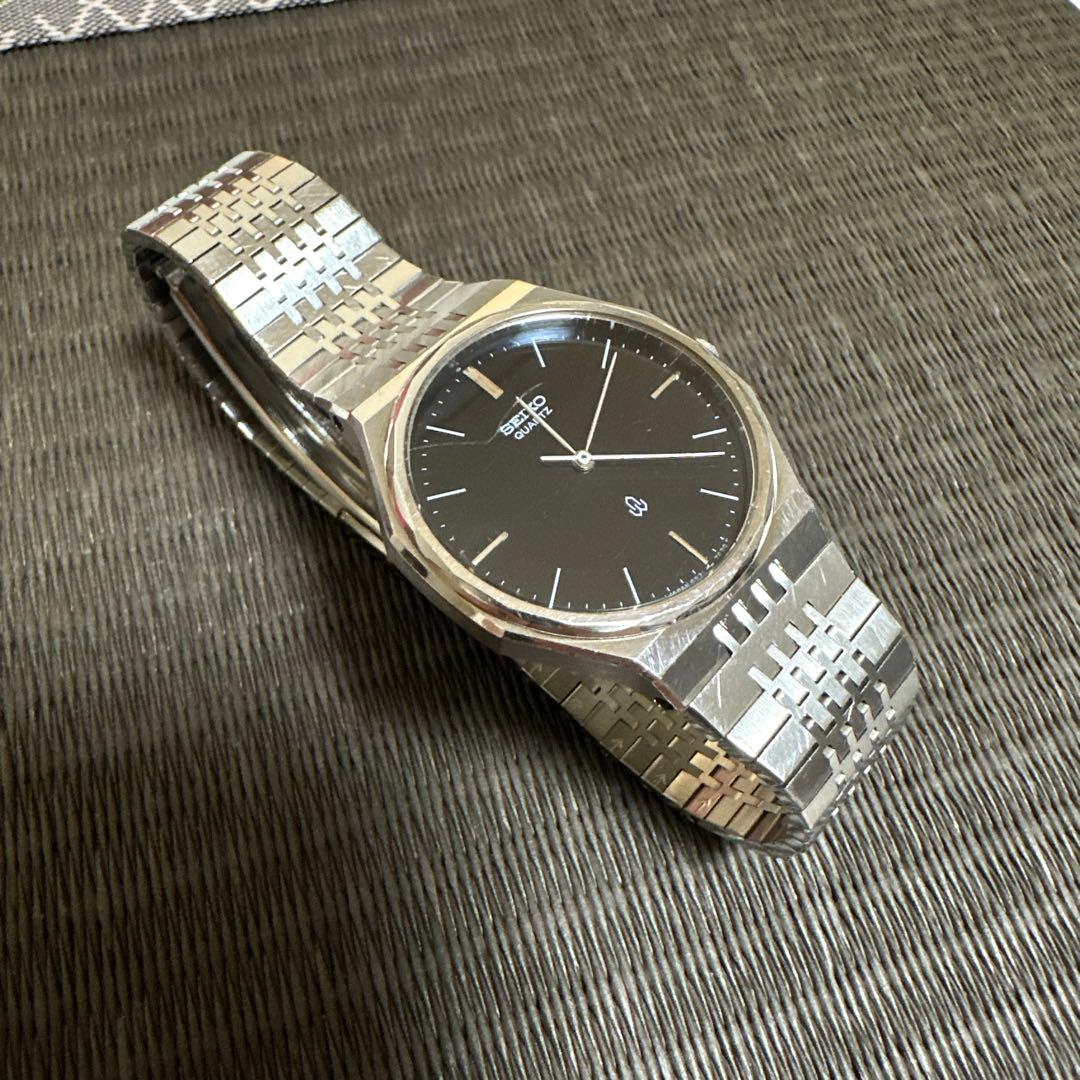 SEIKO クォーツ 腕時計 ダークブルー 稼動品　5931-7010