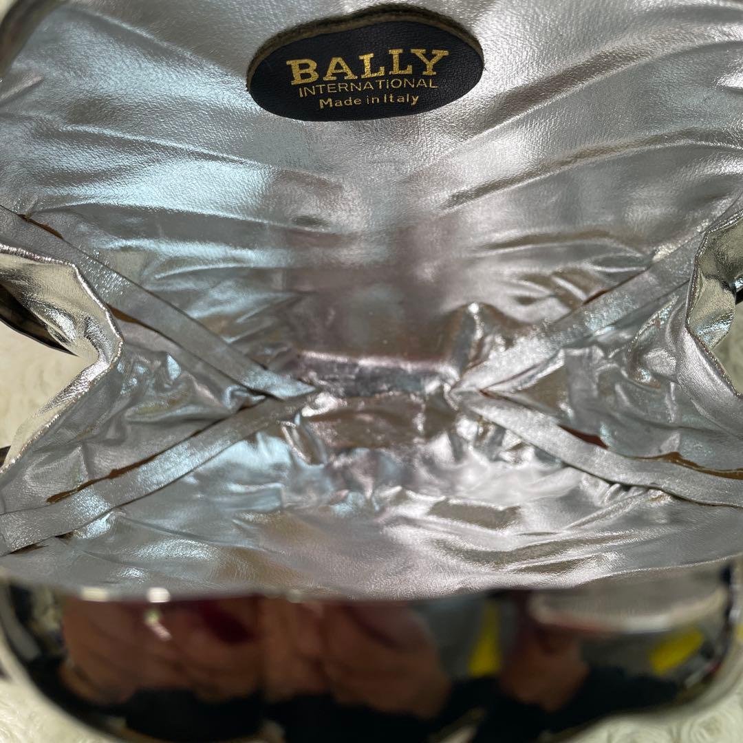 BALLYバリー　チェーンショルダーバッグ　ライオン