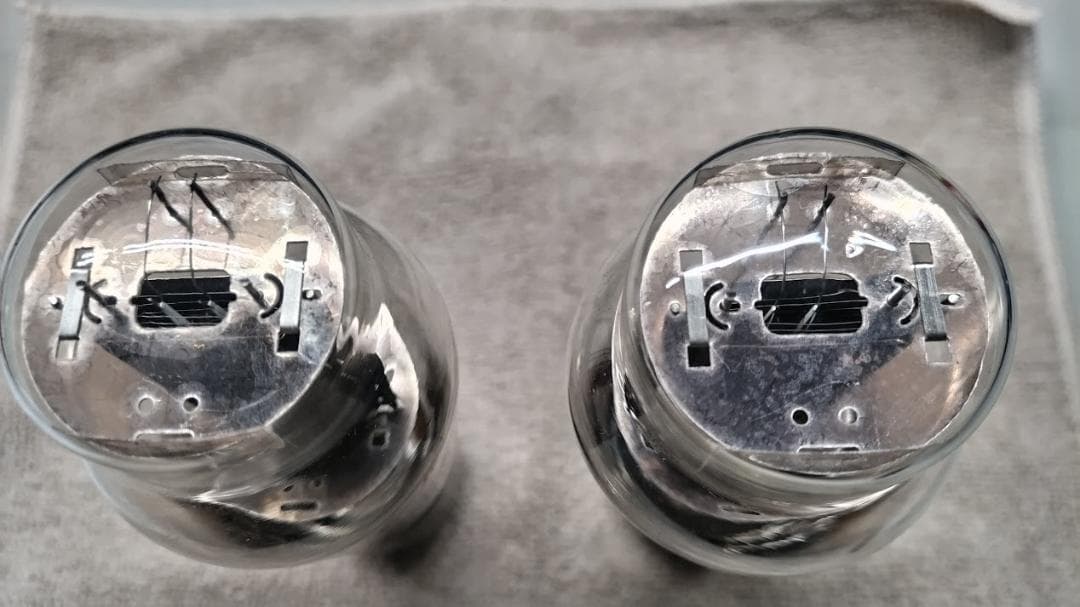 日*1様 真空管 VT52 UNITED ELECTRON 2本　未使用品　元箱