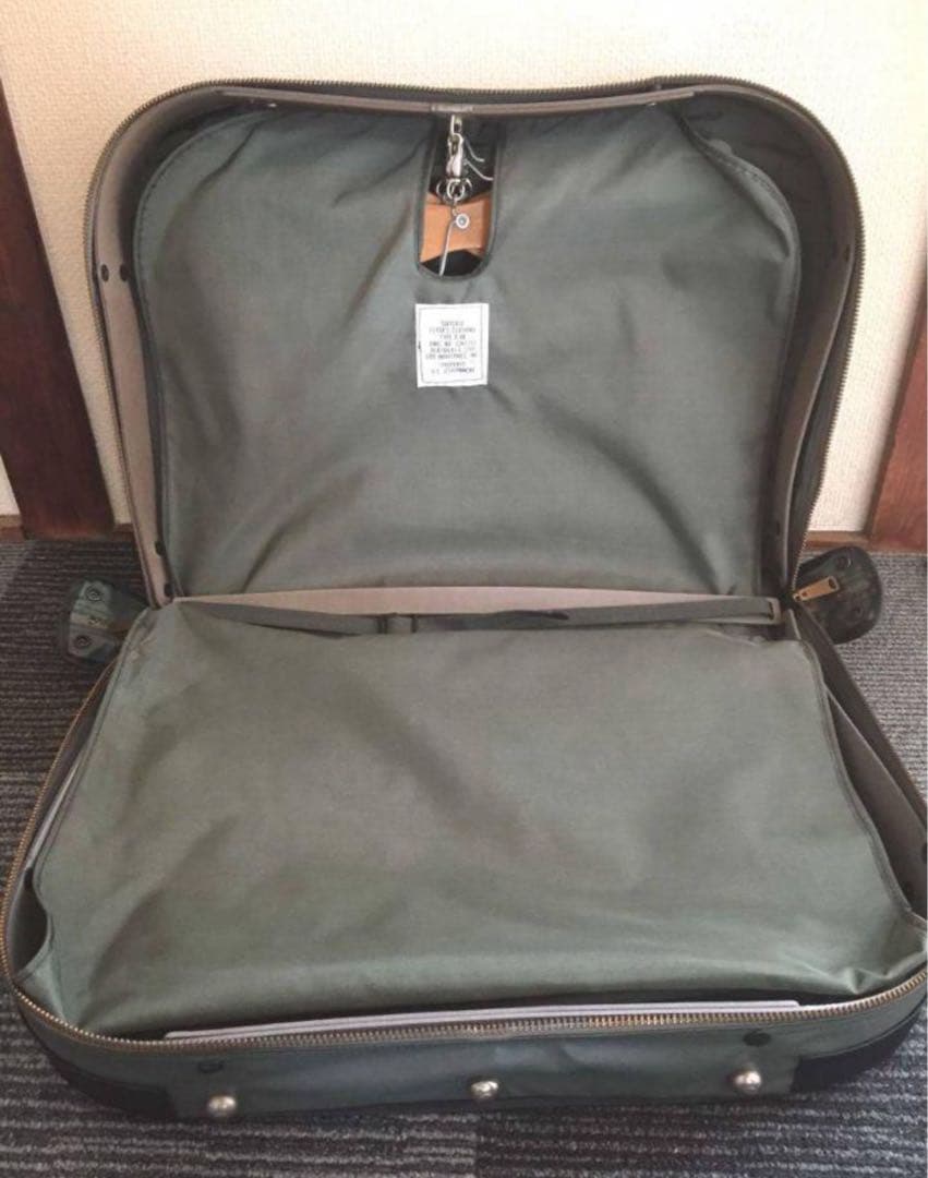 【レア】ミリタリーバッグ　vintage B-4B