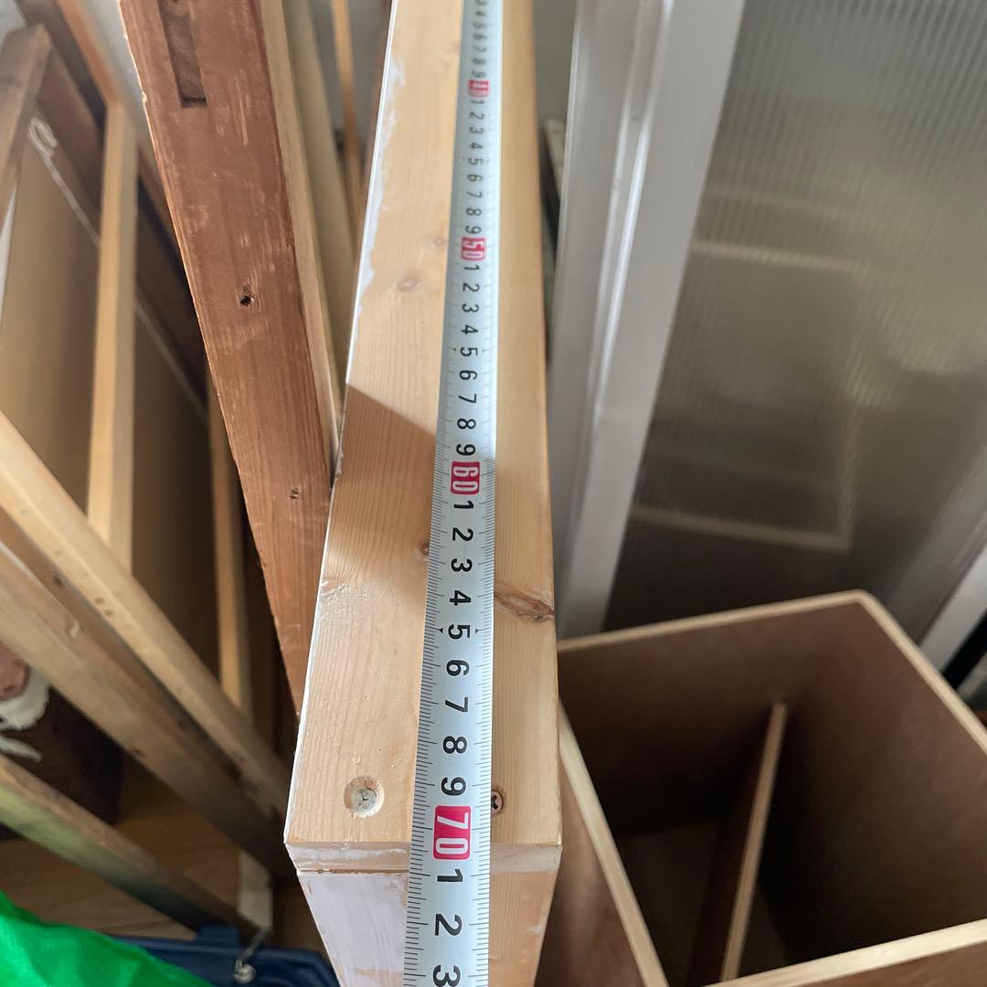 ホワイトガラス扉付き収納キャビネット