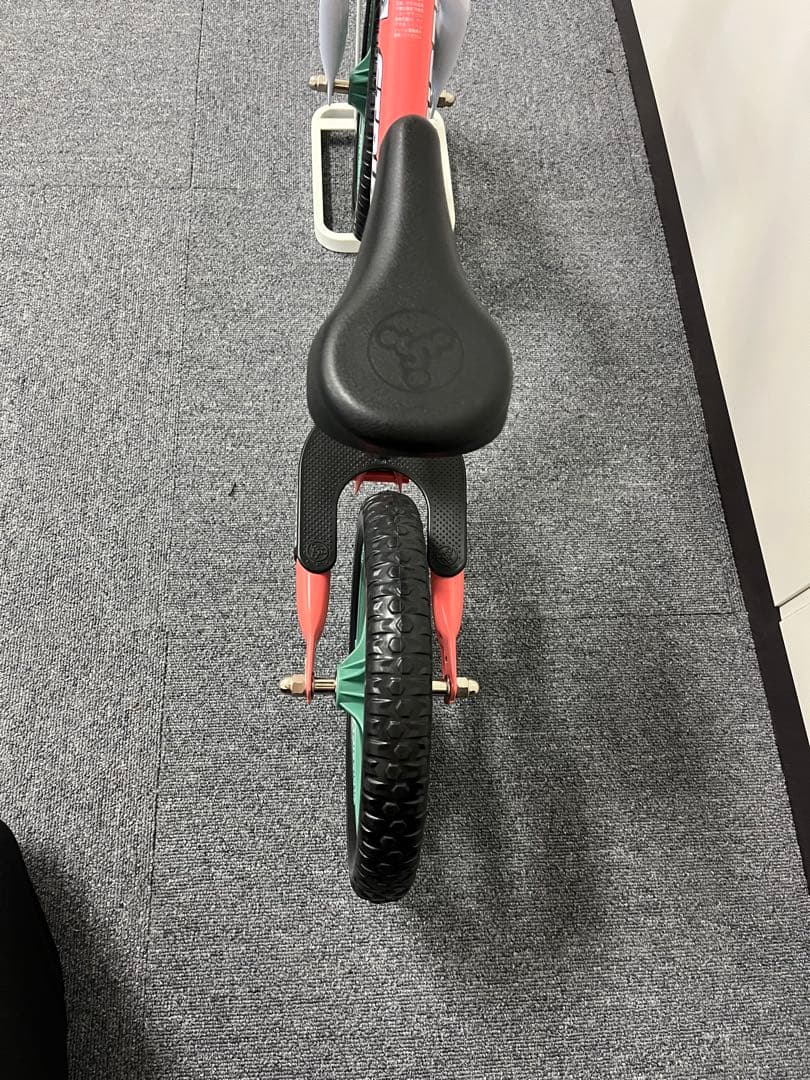 ストライダー　XLARGE限定色　ムラサキスポーツ限定