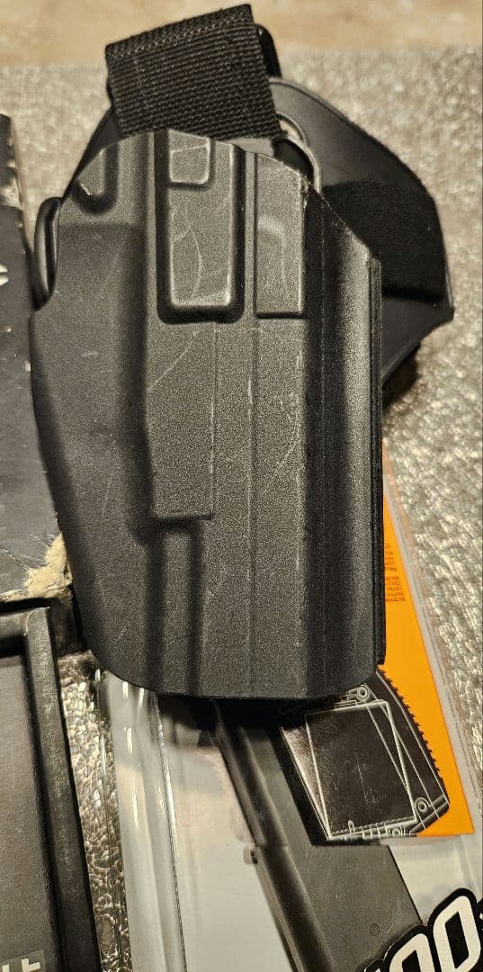 GLOCK 18C 電動ガンセット フル・セミオート