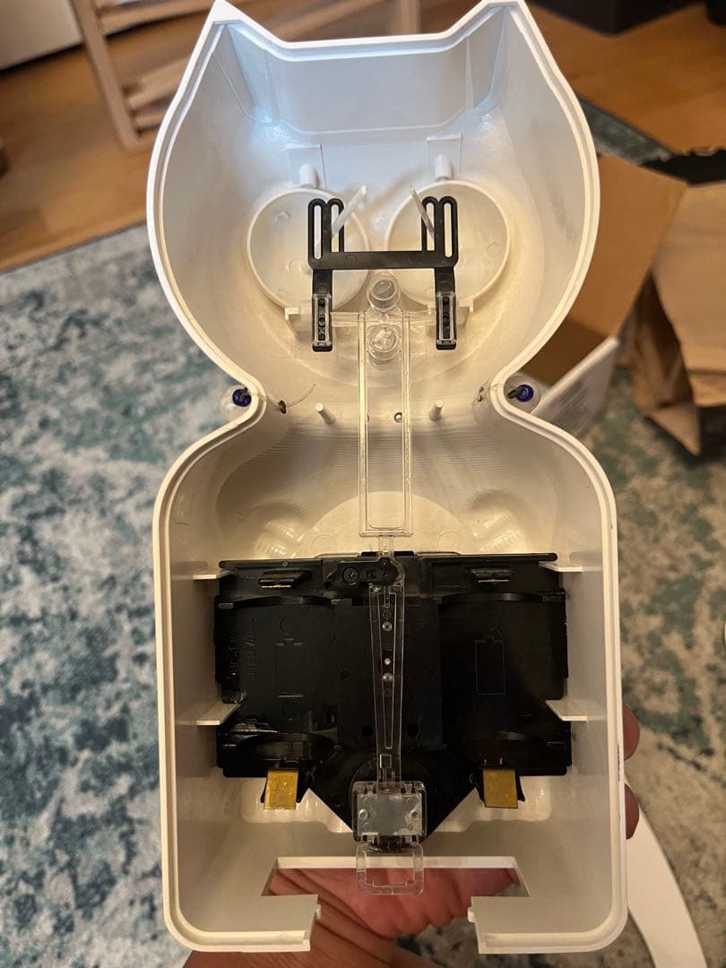 キットキャット　Kit-Cat Klock 2個セット（ブラック　ホワイト）