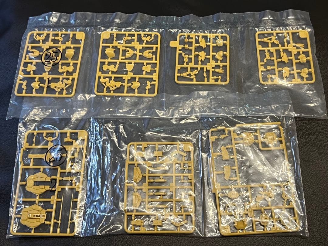 【馬 】ガンダムアーティファクト 9種セット（箱無し、未組立）