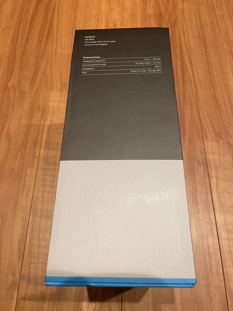Sennheiser HD560S 【本体 新品未使用】箱に穴あり