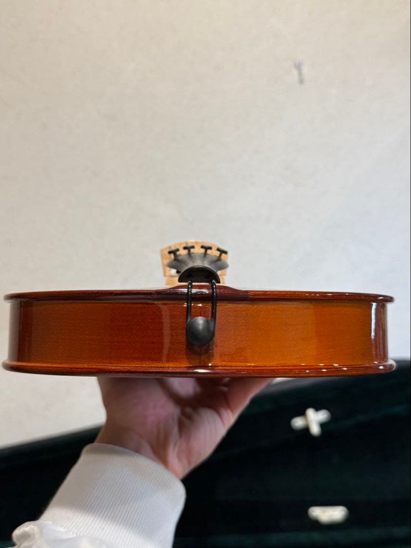 【送料込み】Aubert オーベール　バイオリン　肩当・ケース付　4/4サイズ