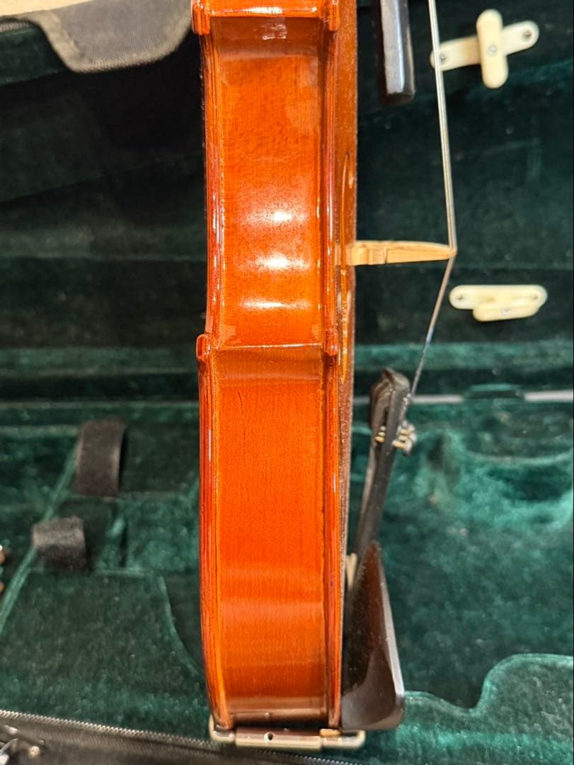 【送料込み】Aubert オーベール　バイオリン　肩当・ケース付　4/4サイズ