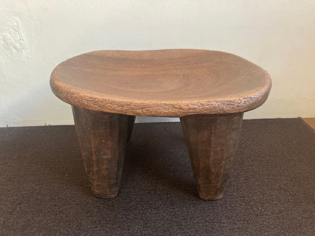 アフリカ家具　セヌフォ族スツール　コートジボワール　セヌフォスツール