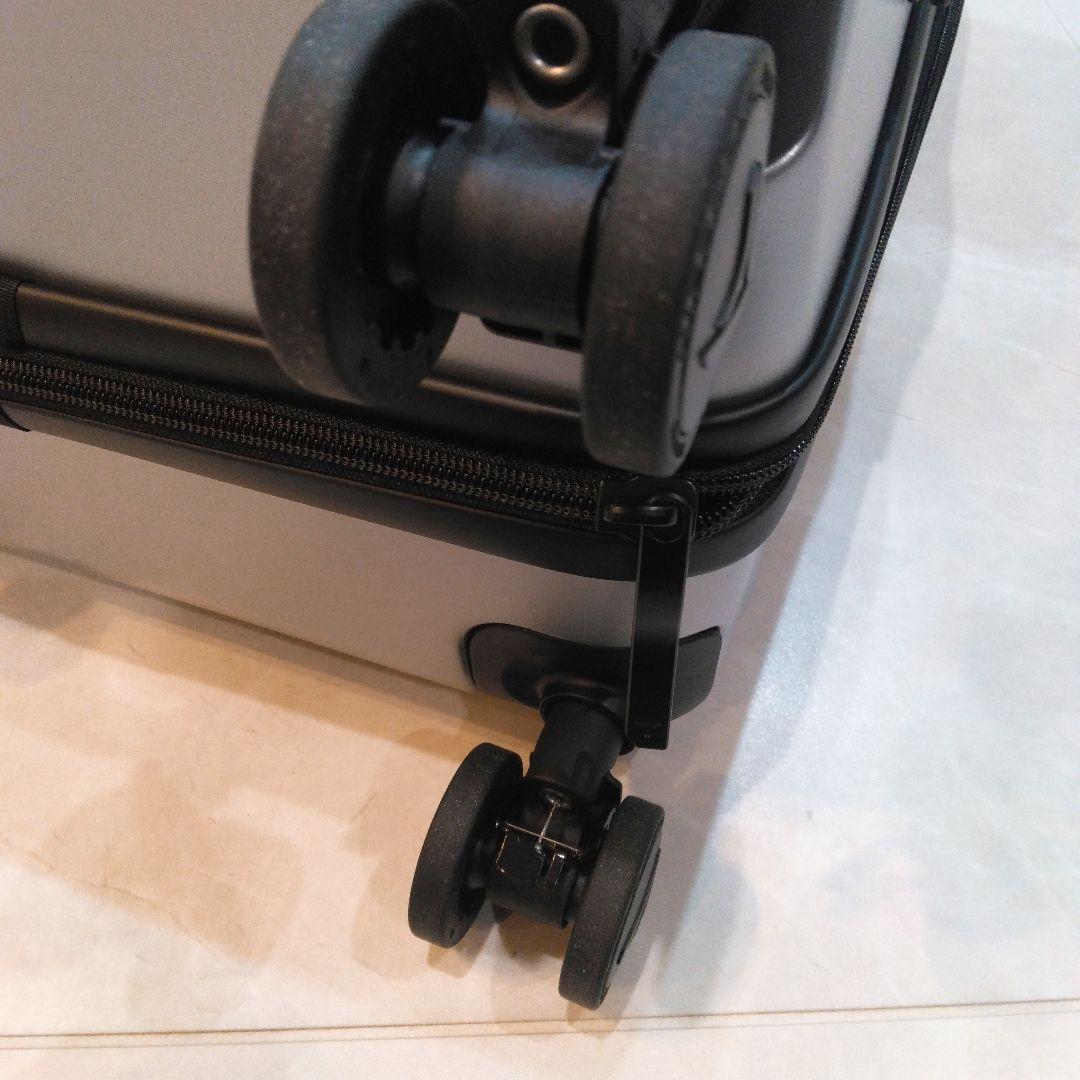 美品♪TRAMORA Carry On Pro 56×36×25便利機能多数⭐