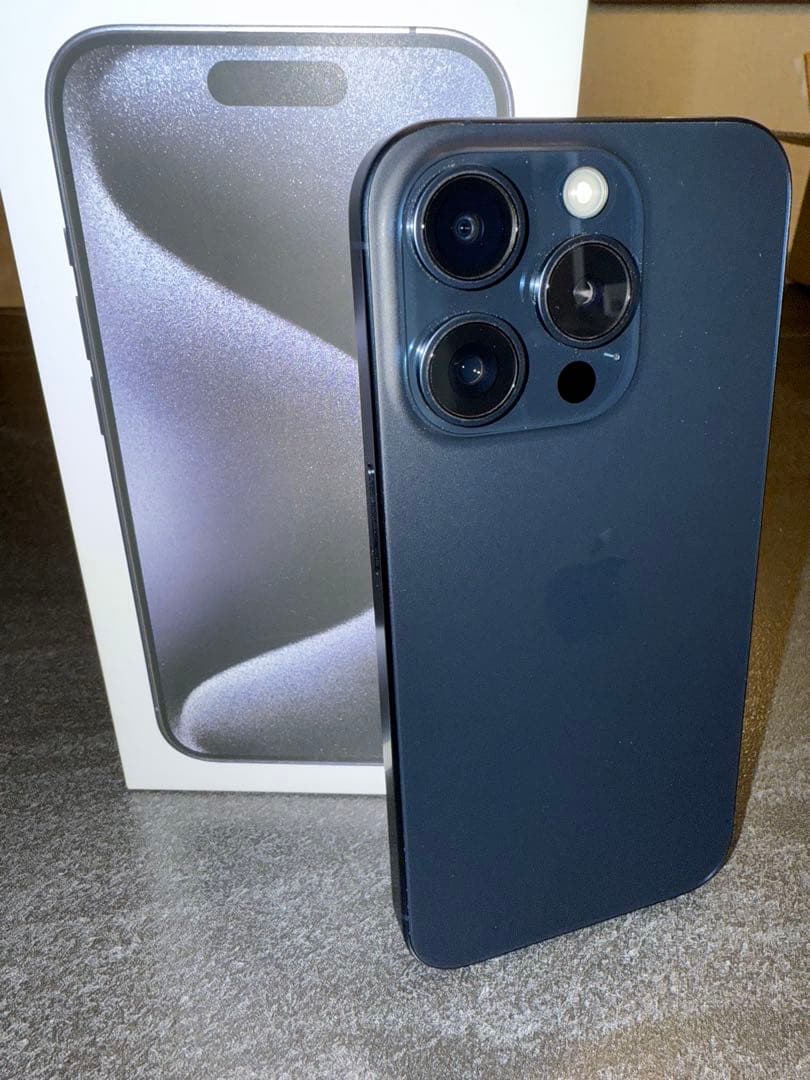 Apple iPhone 15Pro ブルーチタニウム
