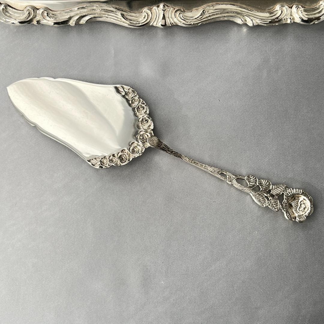 【ANTIKO】 薔薇のケーキサーバー【純銀】ヒルデスハイムローズ 21cm