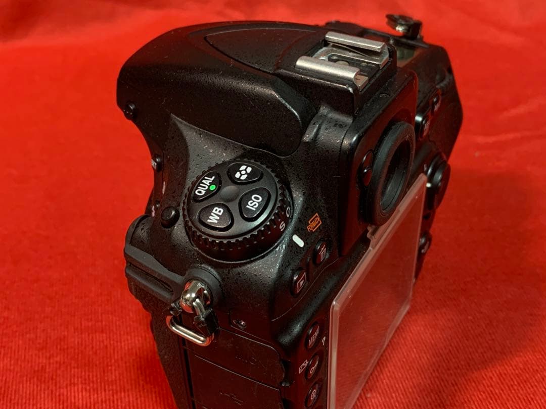 Nikon D810 / バッテリーグリップ MB-12セット