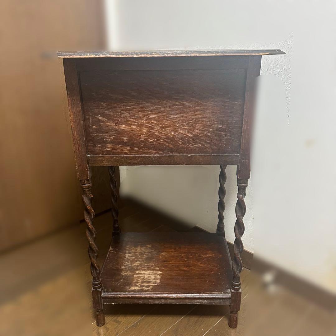 イギリス家具/英国/アンティーク/サイドテーブル/天板開閉タイプ(収納あり)