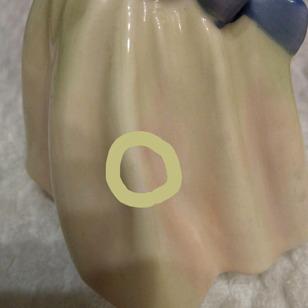 ロイヤルドルトン フュギリン Babie