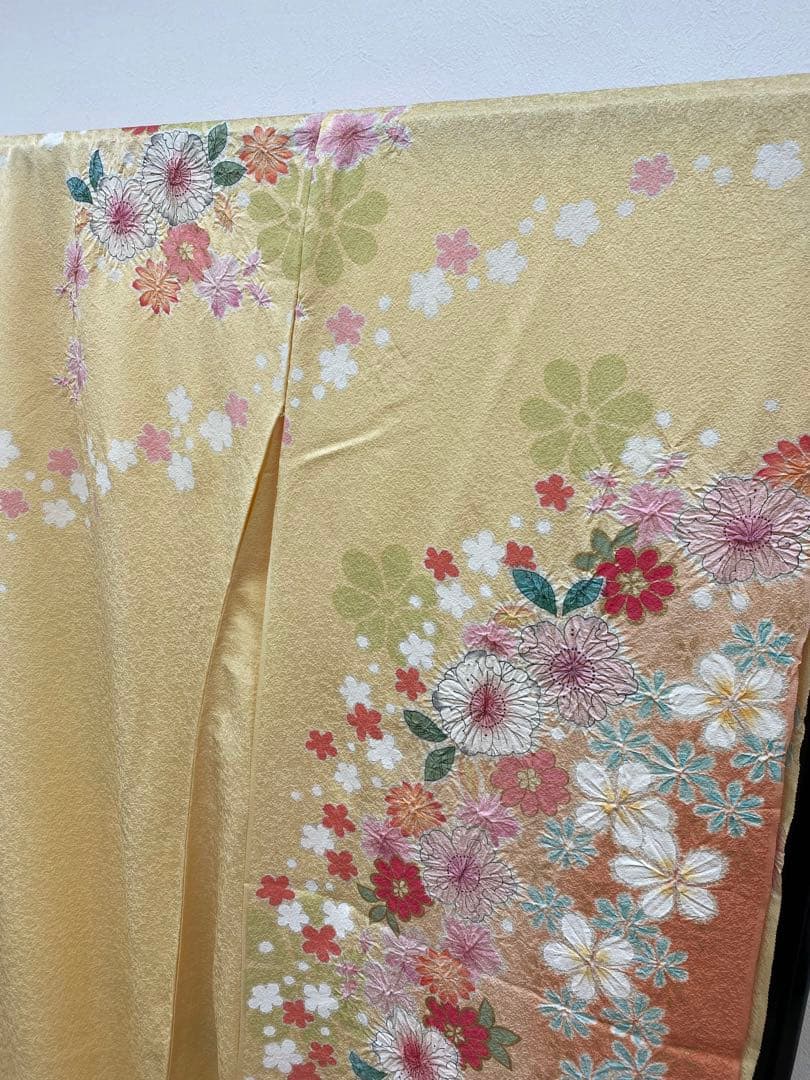 振袖 仮絵羽 桐屋翠山工房 絞り 辻ヶ花 金通し 正絹 未仕立て品 八掛付き