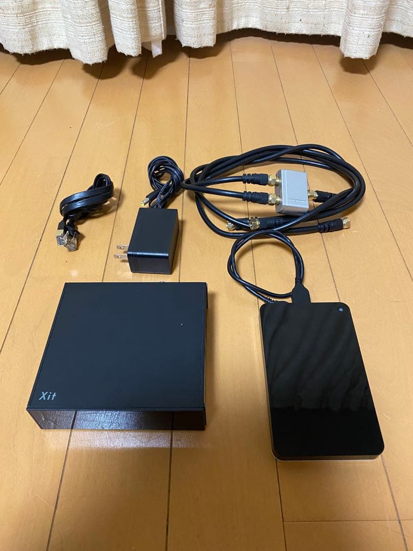 美品　PIXELA Xit AirBox ワイヤレステレビチューナー　オマケ付