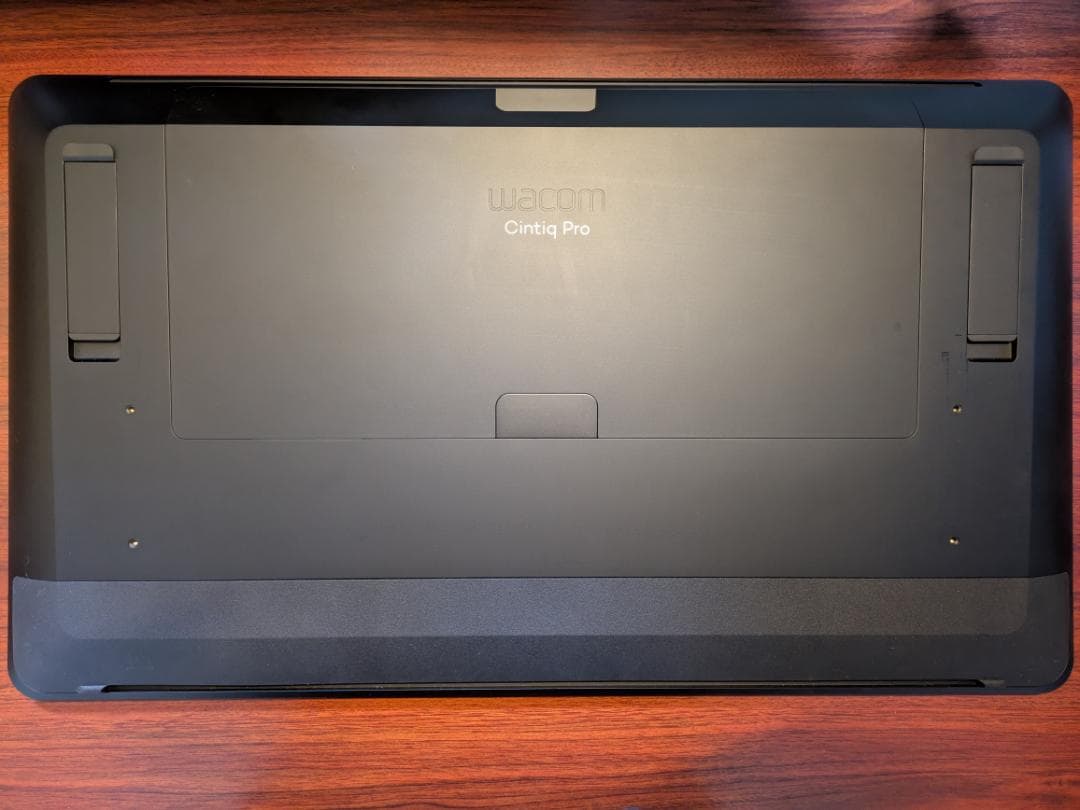 Wacom Cintiq Pro 24 ペンモデル （2024年製造）