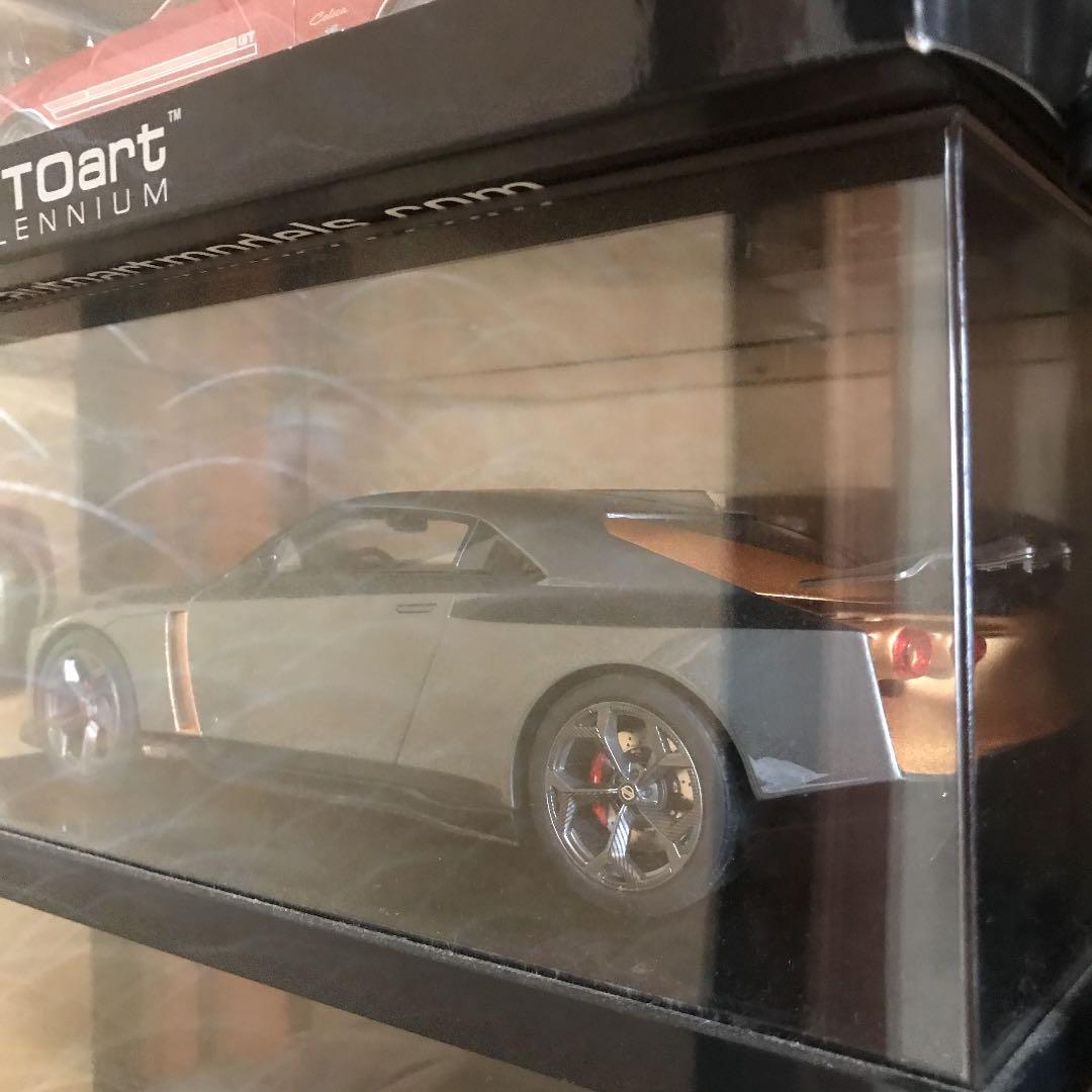 ミニカー 1/18 GT-R