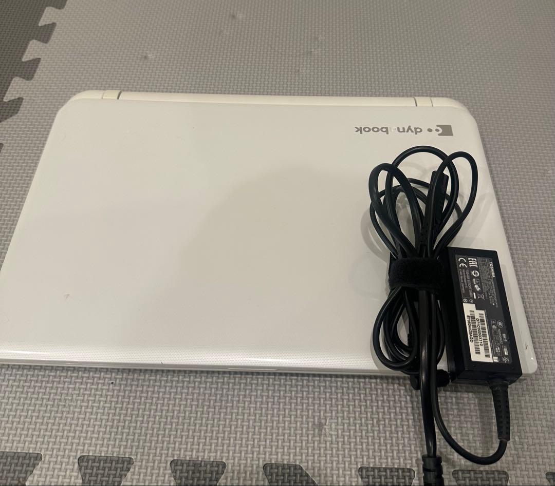 東芝 AB25/PW i3 4GB SSD250GB Webカメラ W11