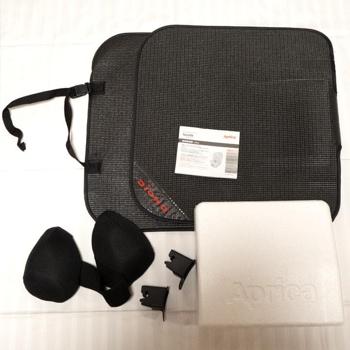 Aprica フォームフィット ISOFIX 付属品完備 保護マット付