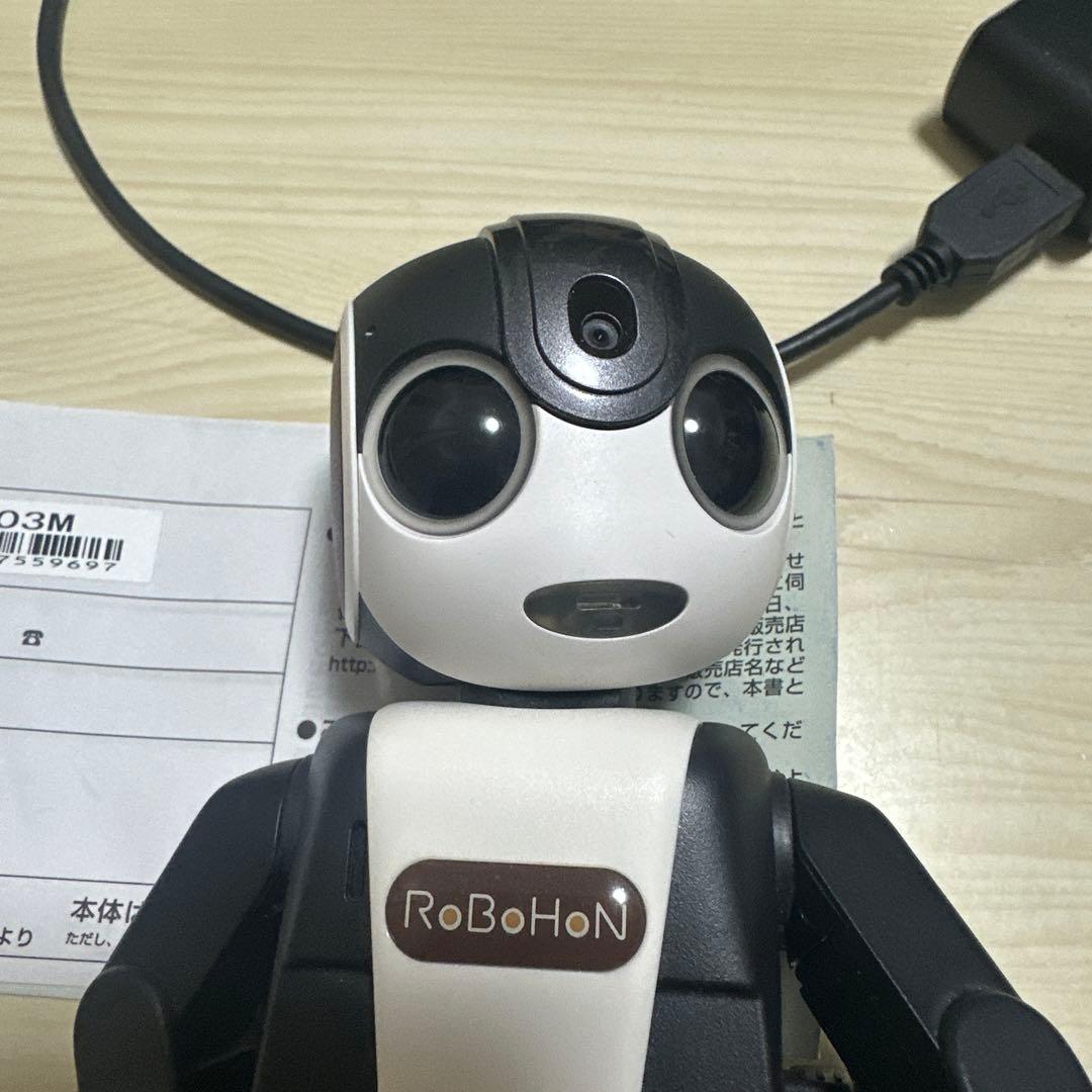 SHARP RoBoHoN SR-03M ロボホン