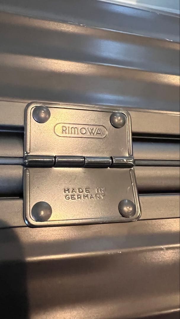RIMOWA リモワ トパーズ ステルス 82L 986.15 4輪新品です