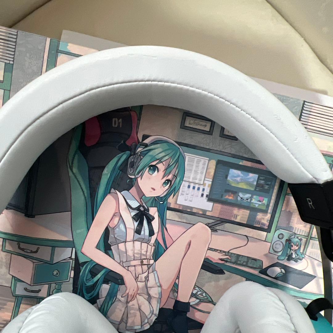 Thermaltake Pulse G100 初音ミク ヘッドセット