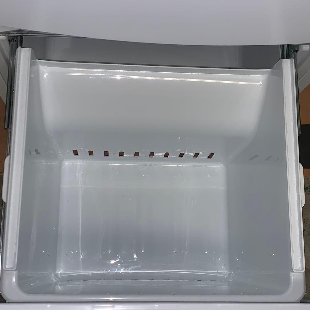 12r8. TOSHIBA 153L 冷凍冷蔵庫 GR-U15BS 2023年製