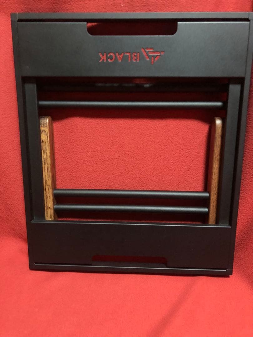 ブラックデザイン日和＋ツリー柄アイアンプレート ＋オールドマウンテン真鍮プレート