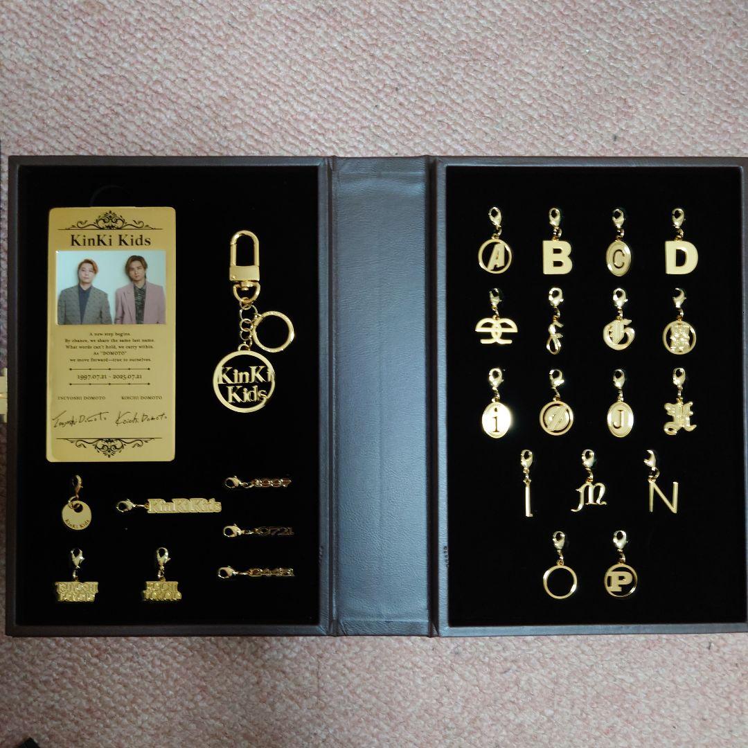 ミュージック KinKi Kids 3rd Album Very Much