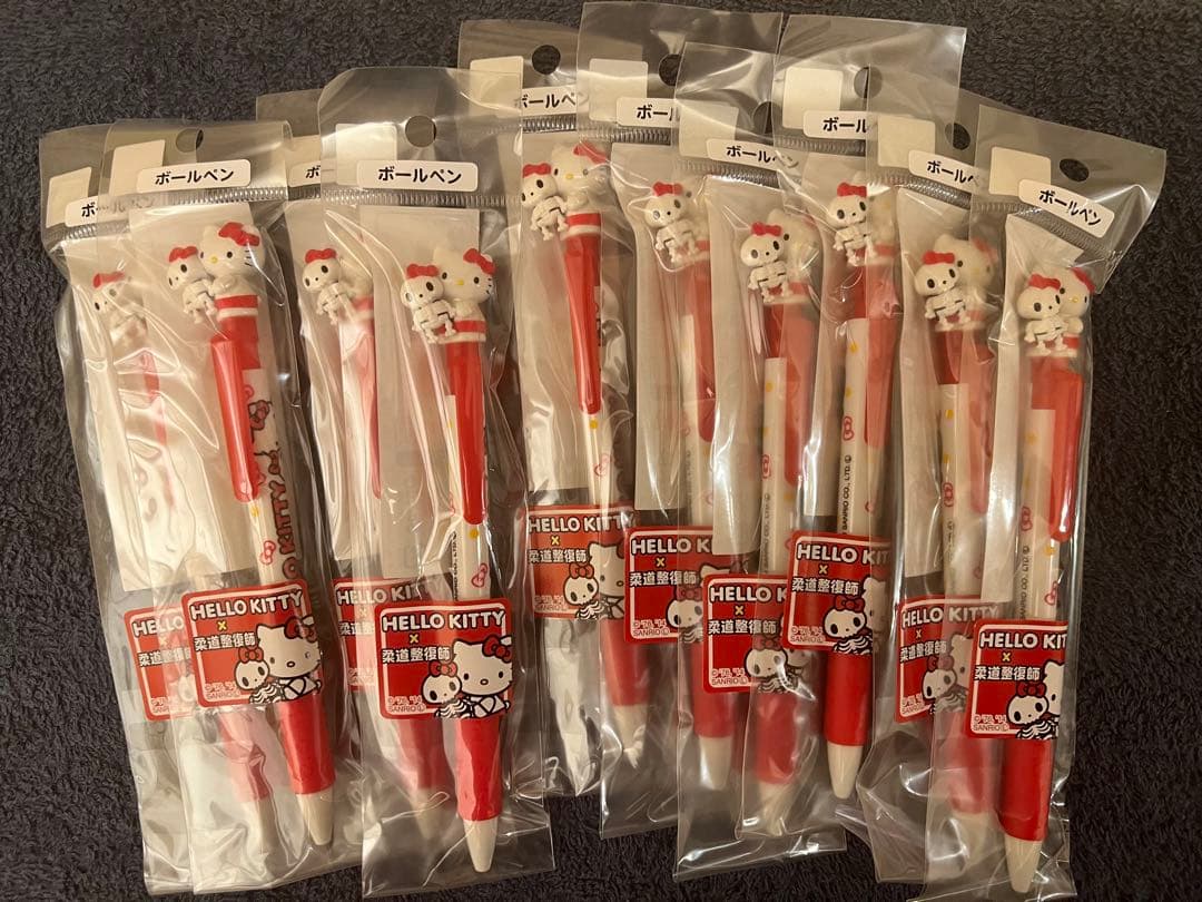 激レア　希少　赤10本セット販売　ハローキティ×柔道整復師　ボールペン