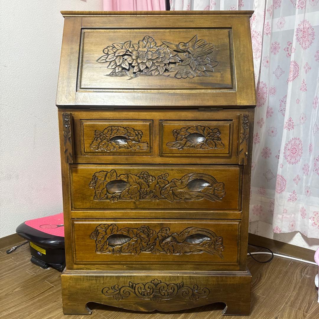 木製ライティングビューロー 彫刻入り