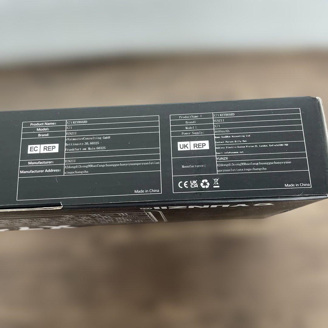 12638 YUNZII X71 メカニカルゲーミングキーボード　ライトブルー