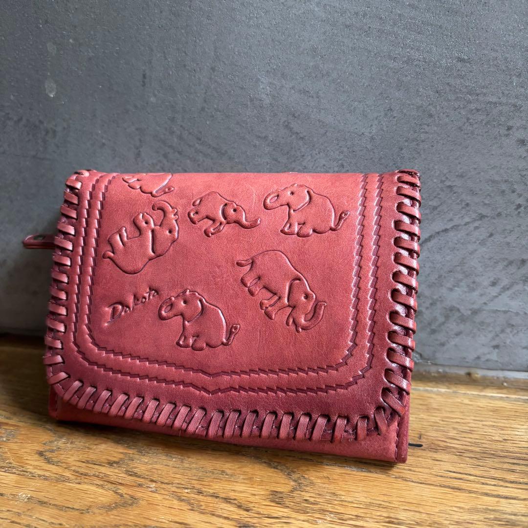 miyu 　ダコタ　dakota 財布　二つ折り　レザー　ゾウ　象　型押し