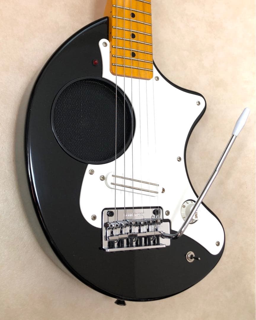 【超美品】ZO-3 ST BLK アンプ内蔵ミニギター 専用ケース付 ぞうさん