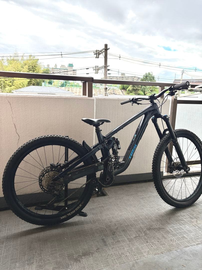 自転車本体 TREK SLASH8 GEN6 2024