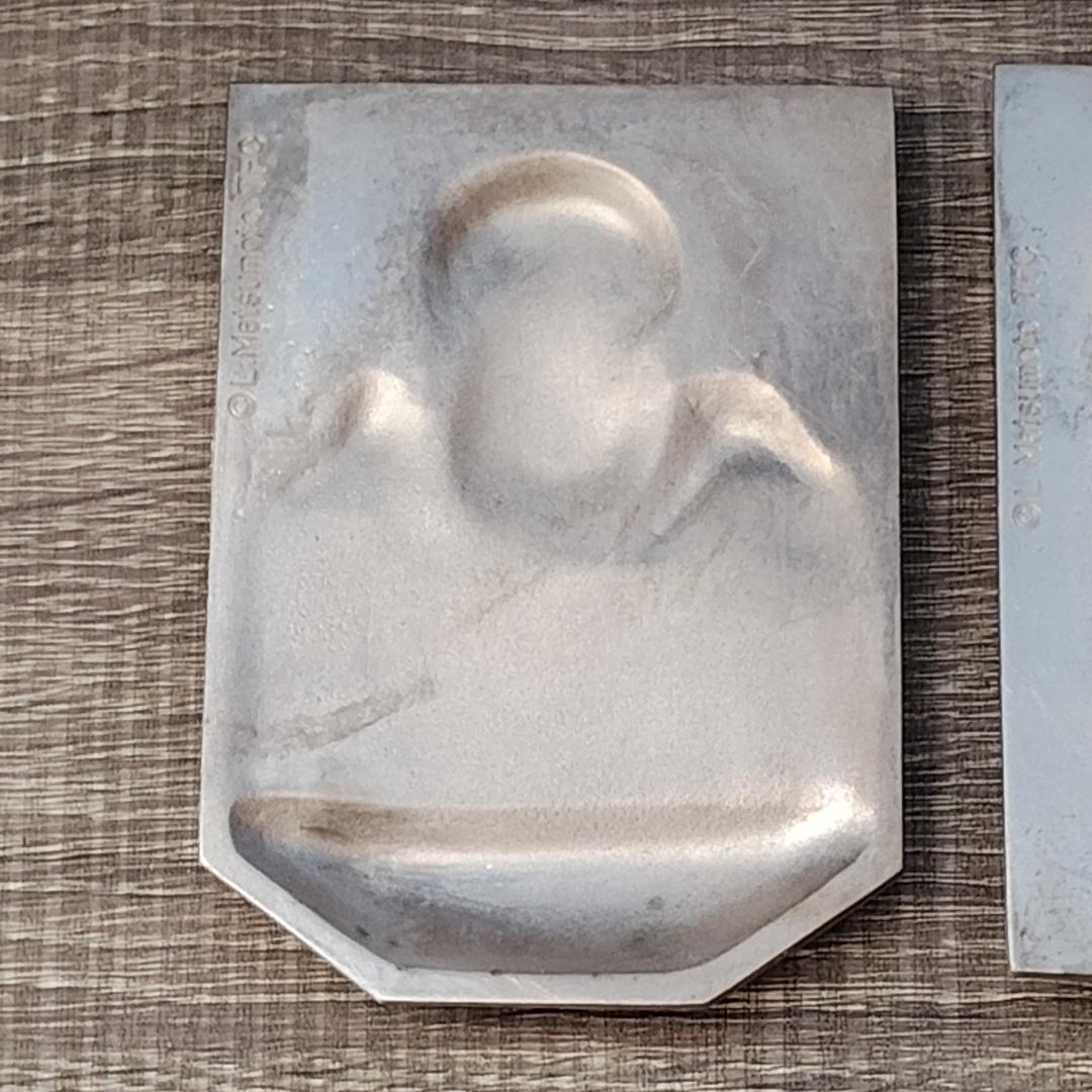 【グッズ】 宇宙戦艦ヤマト 沖田艦長 金属彫刻 レリーフ レア 希少 銀色 人気