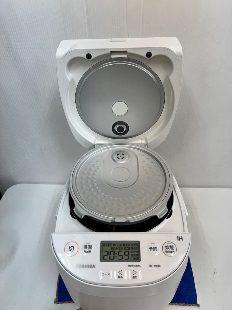 TOSHIBA IH炊飯器 RC-10HR 5.5合 ホワイト 2024年齢