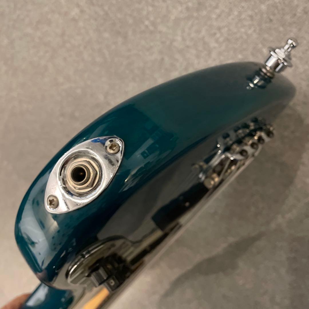 フェンダー USA Ultra Jazz Bass Ultraburst 難あり