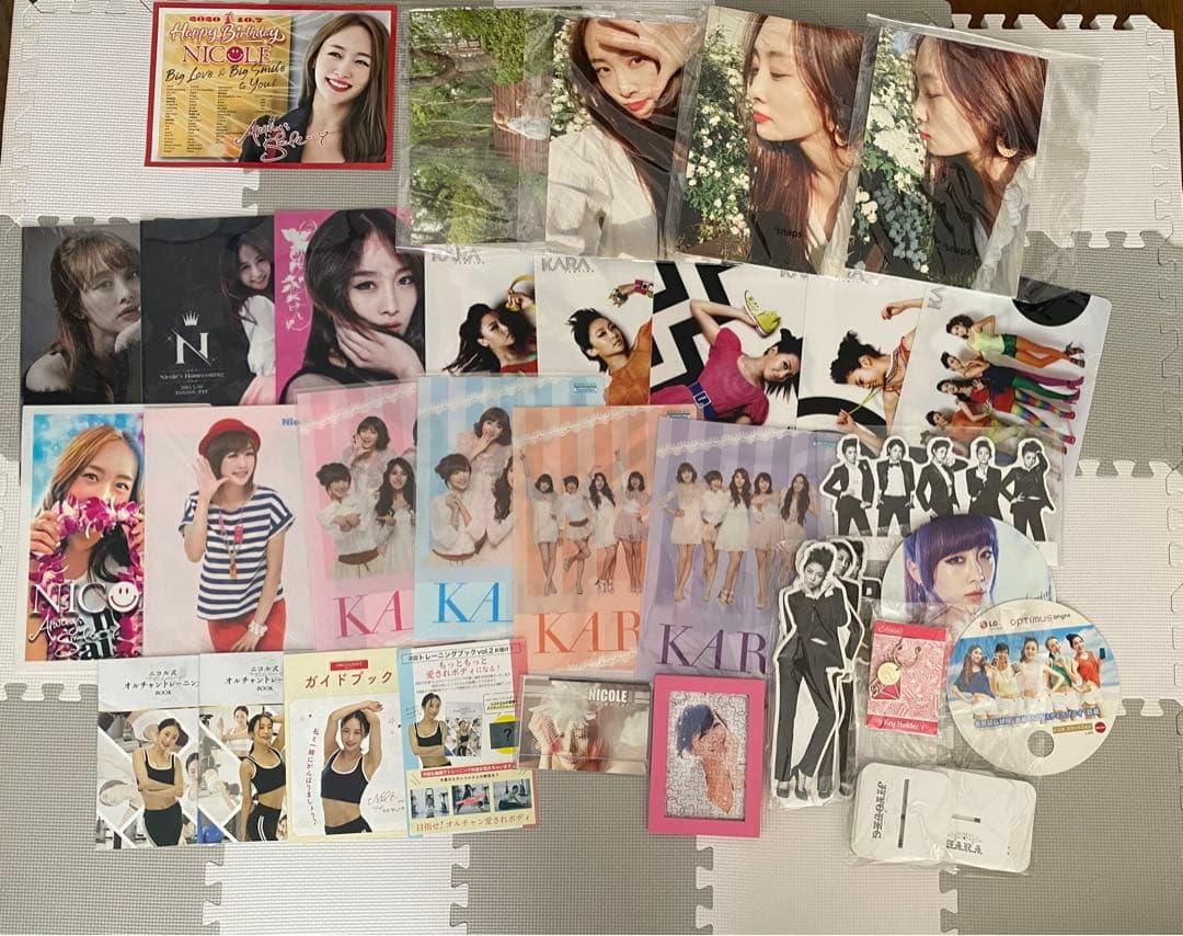 KARA 카라　まとめ売り　ギュリスンヨンハラニコルジヨンヨンジ サイン入り