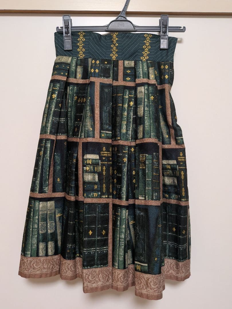 最終値下げ　イノセントワールド　王宮図書館スカート