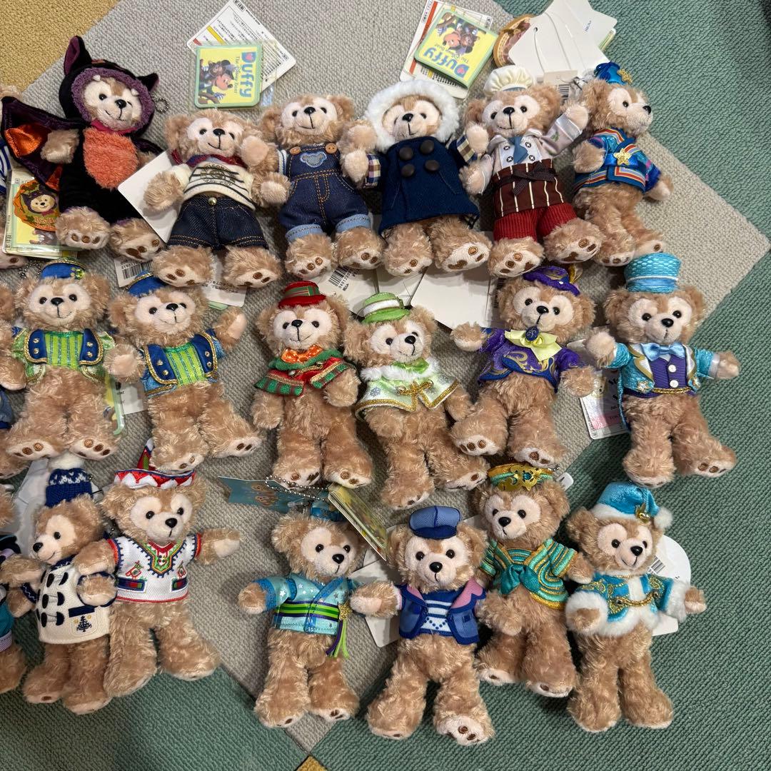 ダッフィー　ぬいぐるみバッジ　35体セット