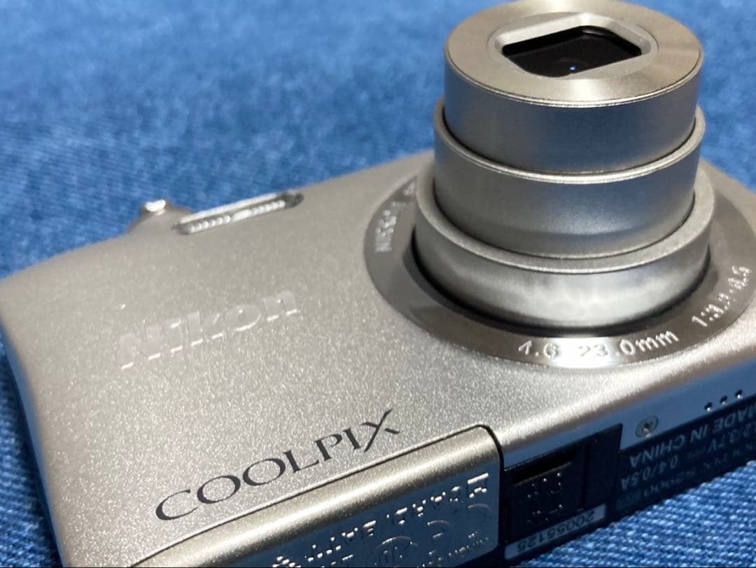 【動作品】Nikon クルーピクスS2900 シルバー