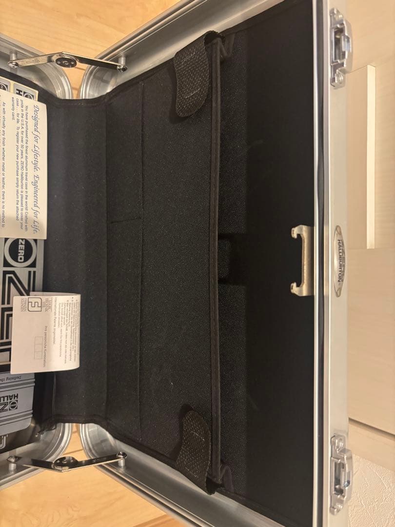 ZERO HALLIBURTON アタッシュケース　クリアハンドル限定品USA製
