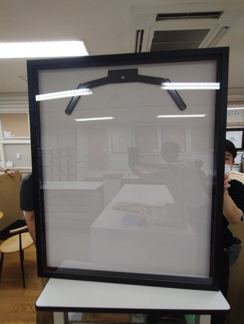 ユニフォームケース（Lサイズ）／両面通常アクリル／前開き式／ビターフレーム