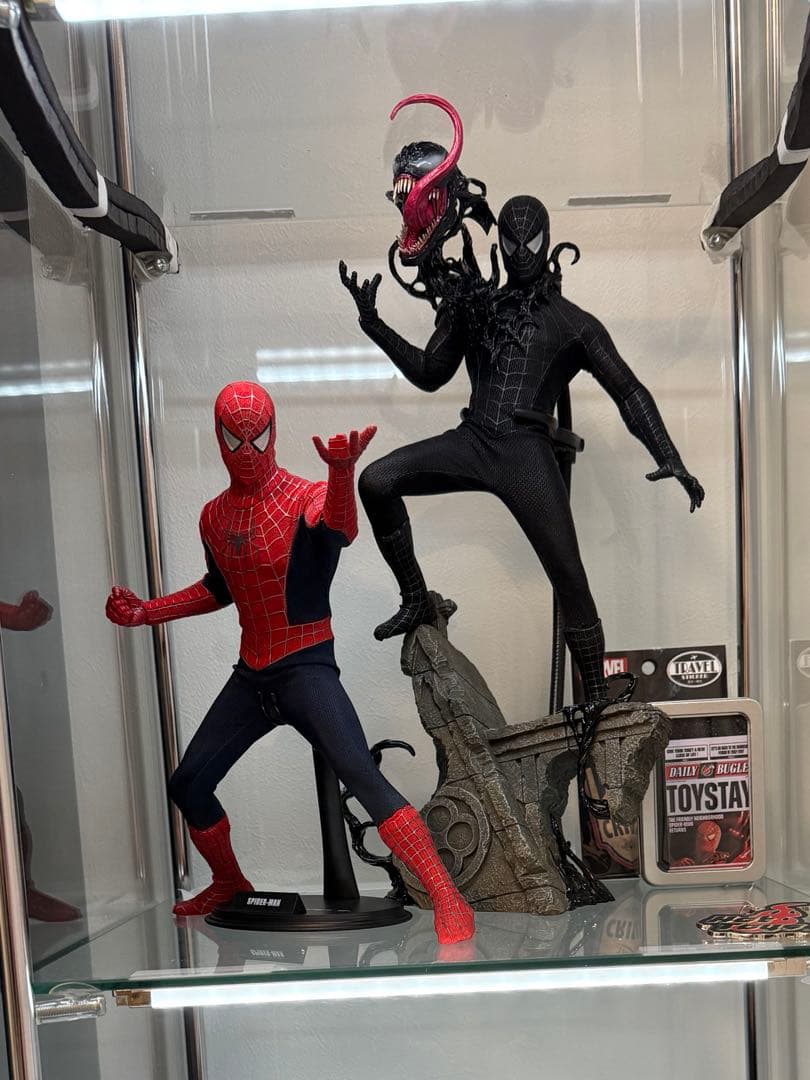 ホットトイズスパイダーマン カスタムフィギュアセット(台座、シンビオート付き)