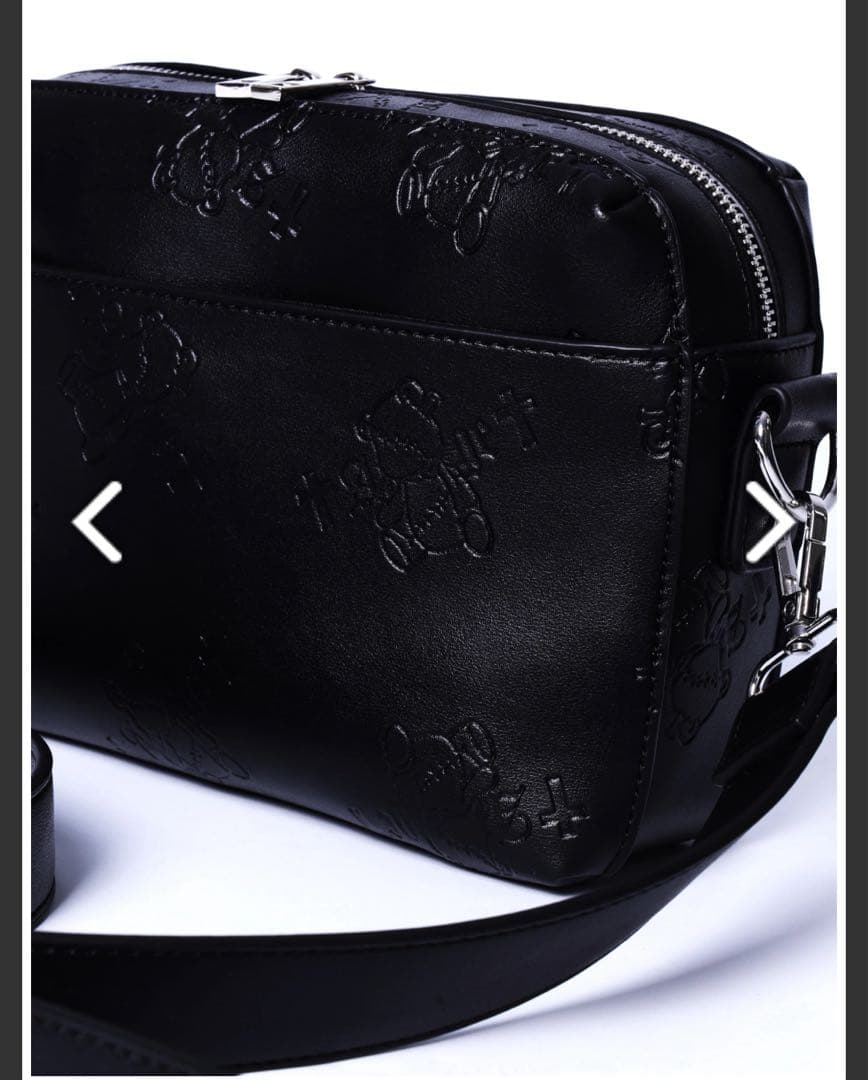 新品未使用 くぎベア型押し総柄ショルダーバッグ amilige アミリージュ